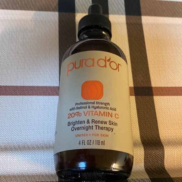 Pura D’or Professional Strength Retinol Hyaluronic Acid 20%Vitamin C Serum - Picture 6 of 6